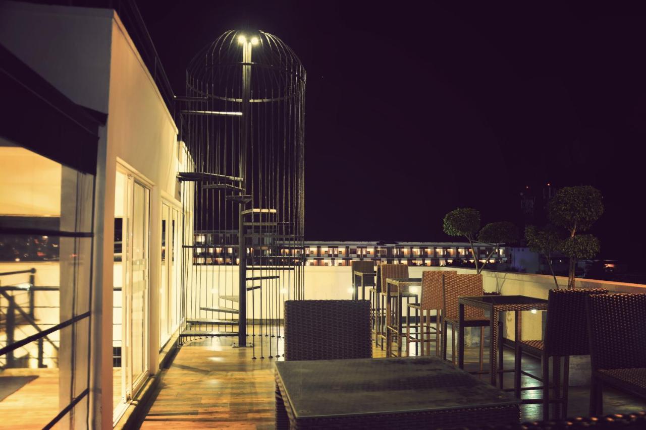 Belmont Boutique Hotel - Free Airport Shuttle Service ネゴンボ エクステリア 写真
