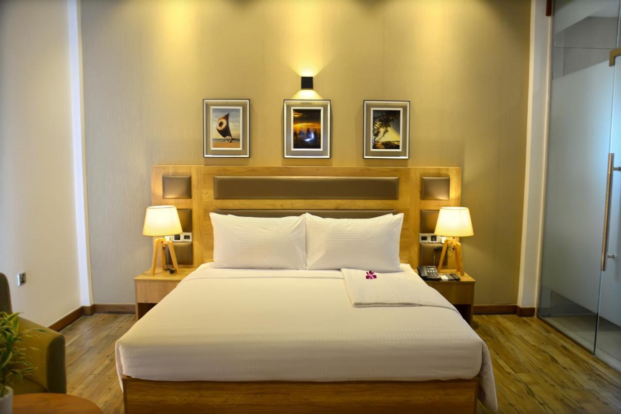 Belmont Boutique Hotel - Free Airport Shuttle Service ネゴンボ エクステリア 写真