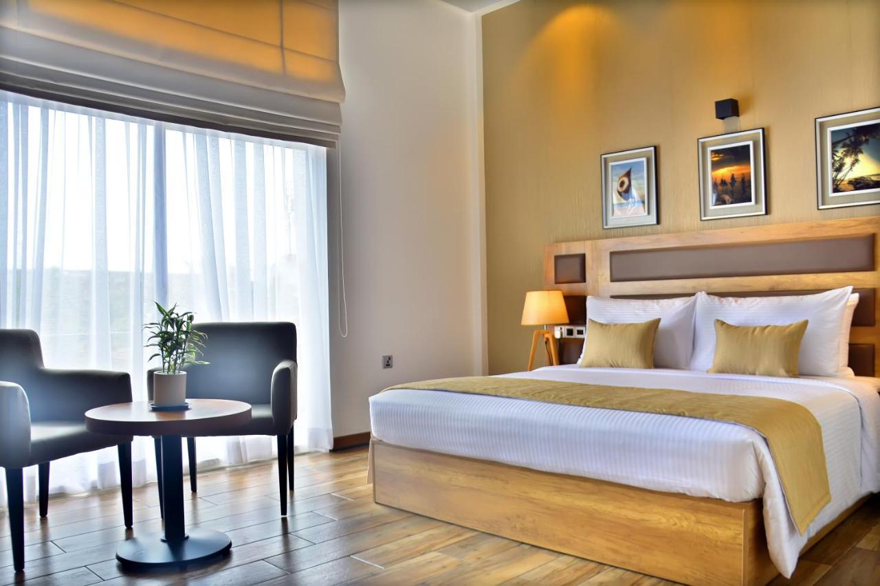 Belmont Boutique Hotel - Free Airport Shuttle Service ネゴンボ エクステリア 写真