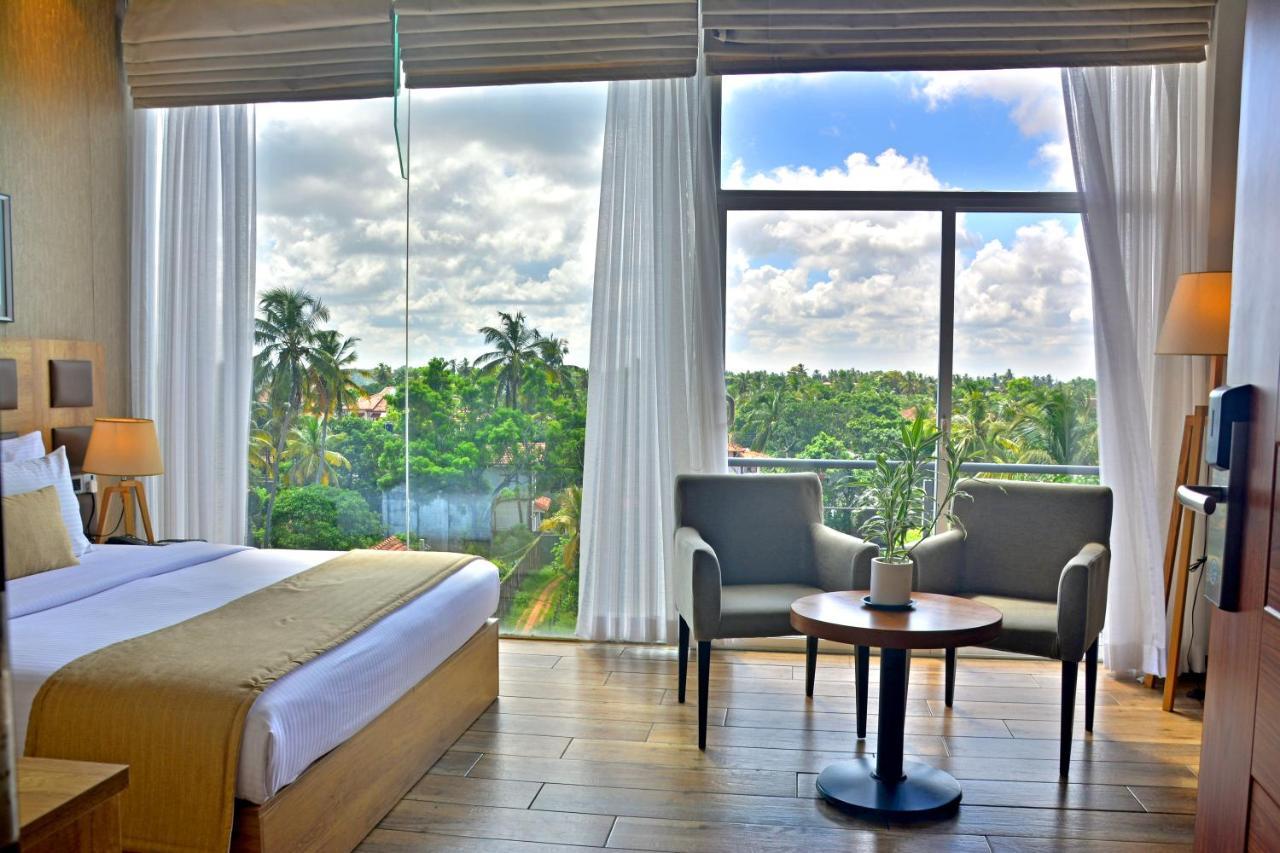 Belmont Boutique Hotel - Free Airport Shuttle Service ネゴンボ エクステリア 写真