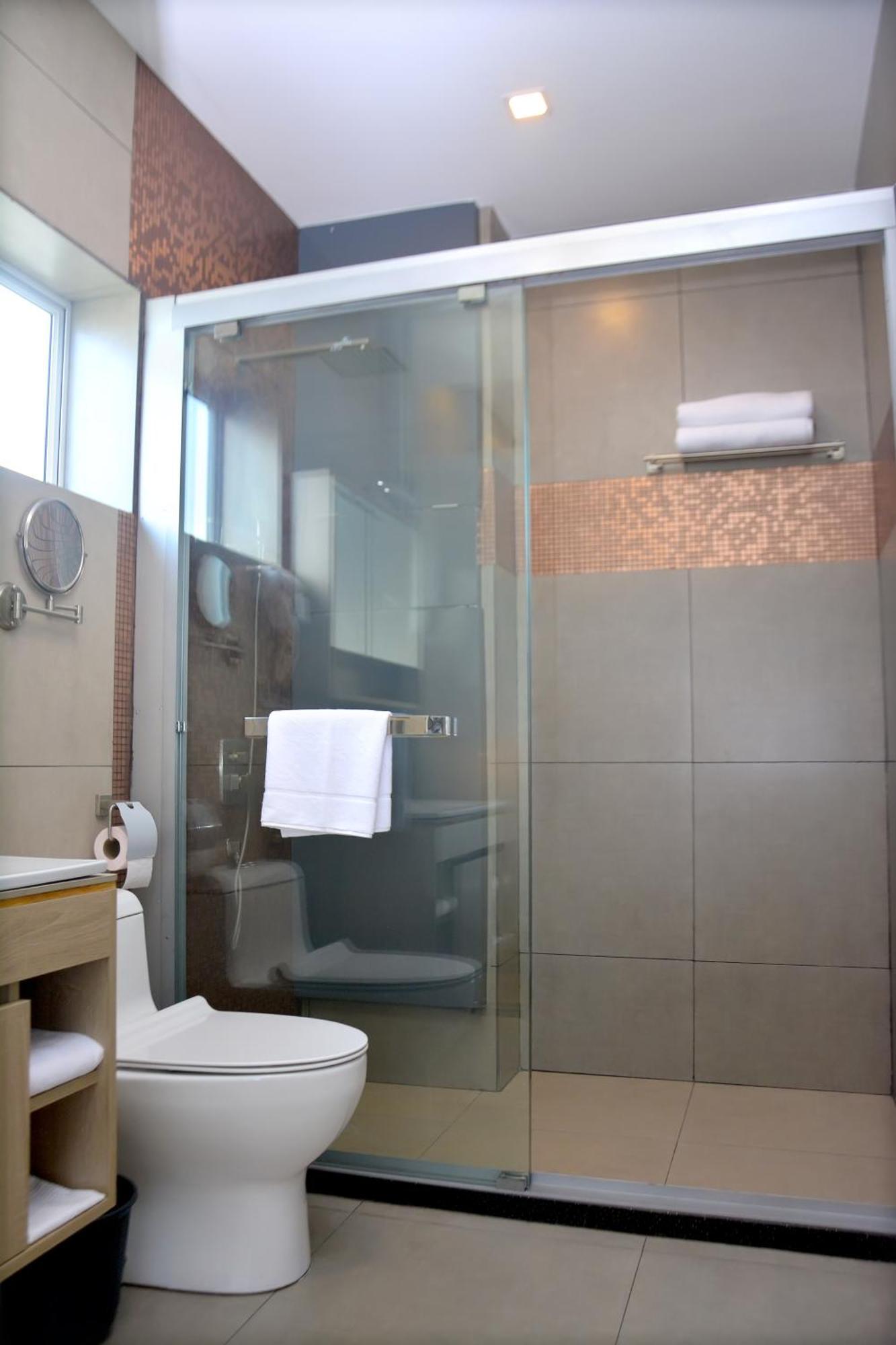 Belmont Boutique Hotel - Free Airport Shuttle Service ネゴンボ 部屋 写真